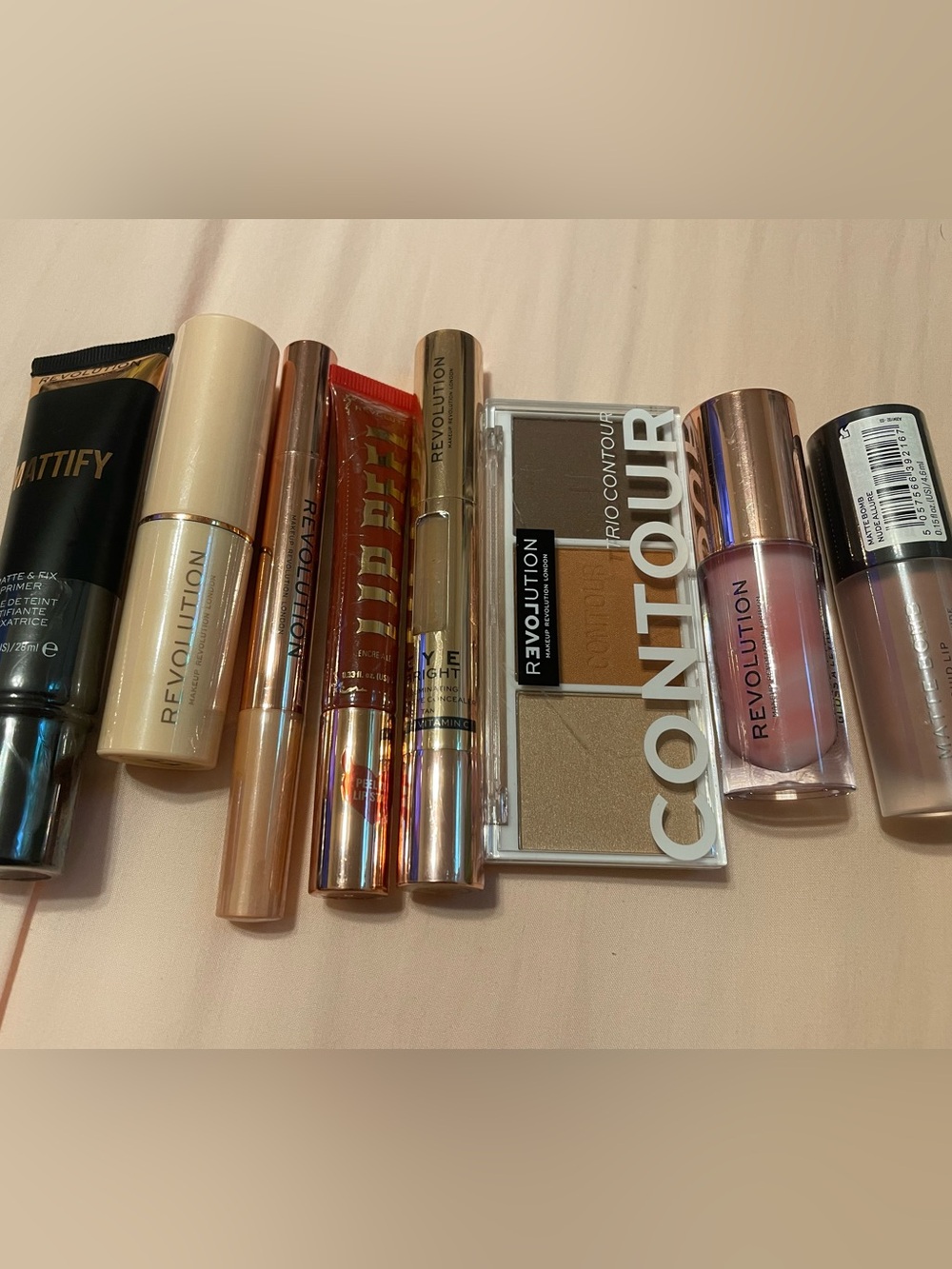 Makeup Revolution Bundle